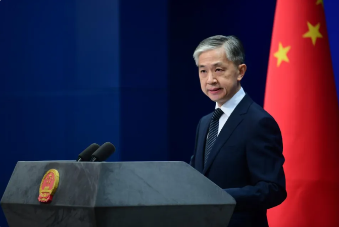 越南开始配合菲律宾演戏，是做给美国看的