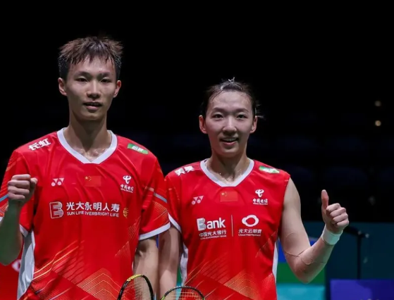 马来西亚羽毛球公开赛今日进入1/4决赛争夺,女单陈雨菲和混双蒋振邦/魏雅欣率先挺进四强。