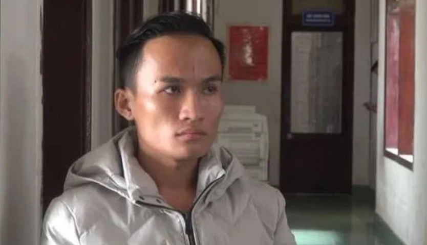 越南恶魔男!强迫女服务员裸体站在水里然后电击,并邀别人围观!