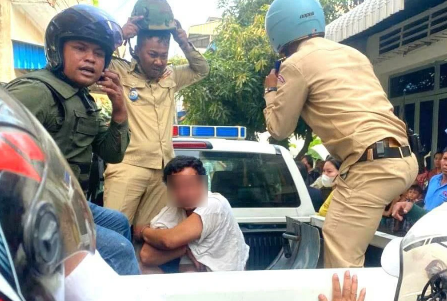 金边一名男子欲性侵一名6岁女童并用刀伤人,已被警方逮捕