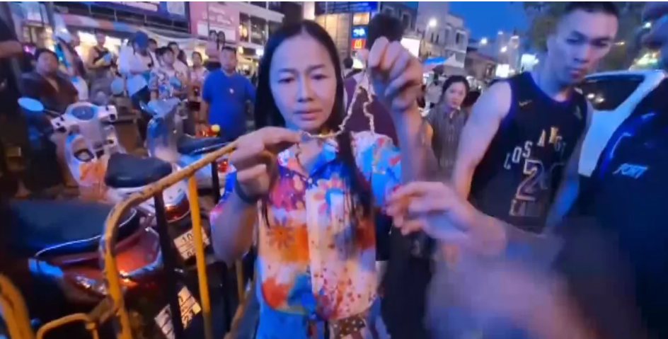 愤怒！韩国四人组在泰国频繁行窃，被捕后恶意隐瞒身份，叫嚣自己是中国人！