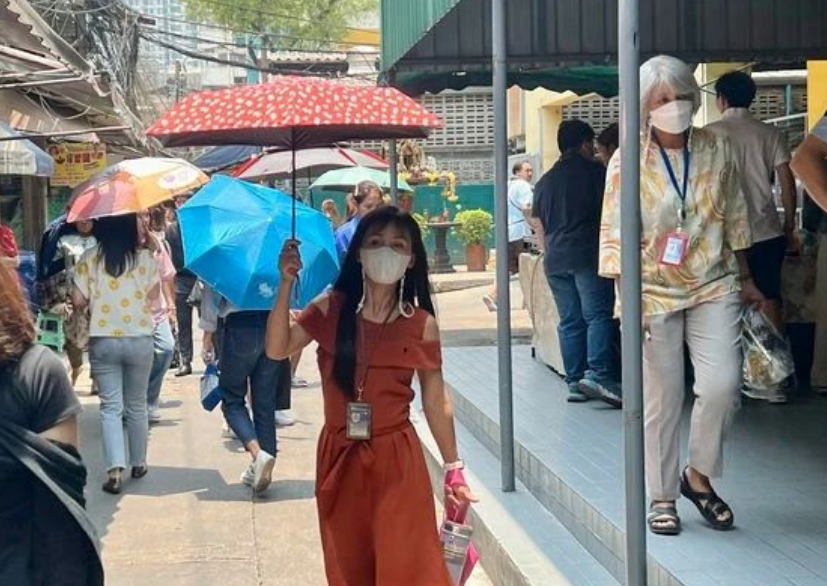 泰国曼谷高温警告!当地气温可能达到39°C,体感温度甚至飙破52°C!