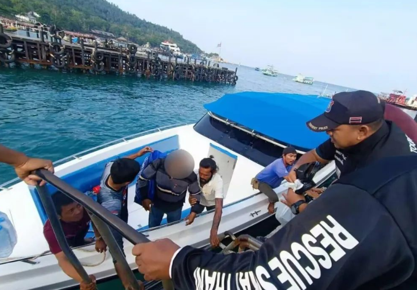 紧急!泰国一艘游船在当地龟岛区域发生火灾,乘客跳船逃跑!