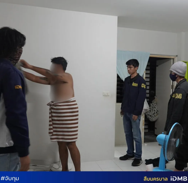 泰国一名25岁纹身师强奸13岁少女,导致女孩感染了病毒并切除了子宫...