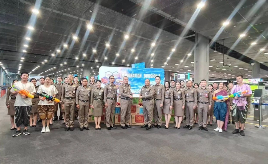 泰国泼水节日均游客量达12万人次!泰国移民局发布五项重要措施应对!