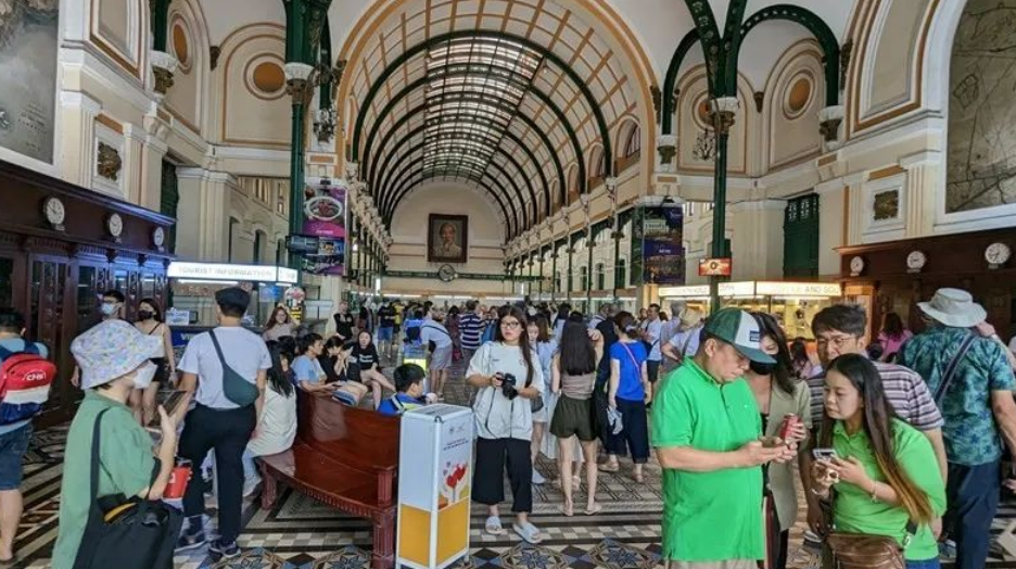 截至4月初，越南接待国际游客超出“黄金时代”，越南国际游客到访量呈爆发式增长！