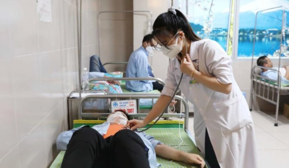 越南又一食物中毒事件来袭!19名疑似食物中毒的大学生入院治疗!