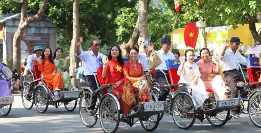 截至4月初，越南接待国际游客超出“黄金时代”，越南国际游客到访量呈爆发式增长！