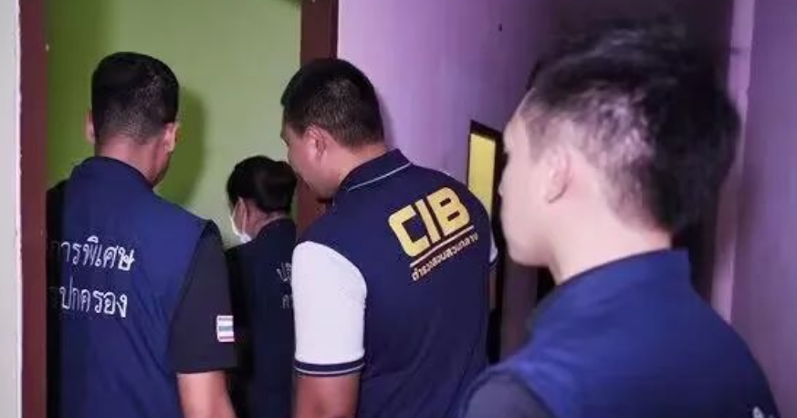 泰国一卡拉OK安排未满18岁的未成年从事卖淫活动,最终老板被捕!