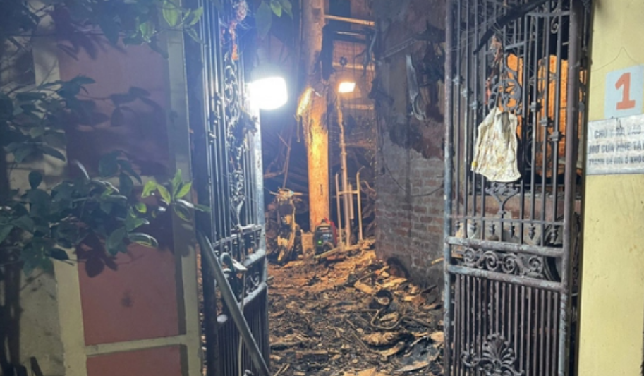 越南一出租住房发生火灾,造成多人伤亡,致14死3伤!