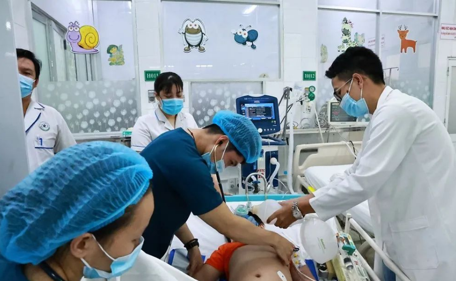 越南食用面包导致的集体中毒事件中毒人数已增至568人！