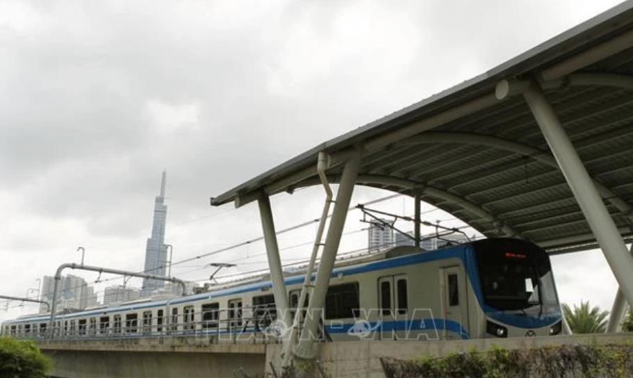 越南胡志明市政府正在努力解决困难,推动胡志明市滨城-仙泉地铁1号线全面运营!