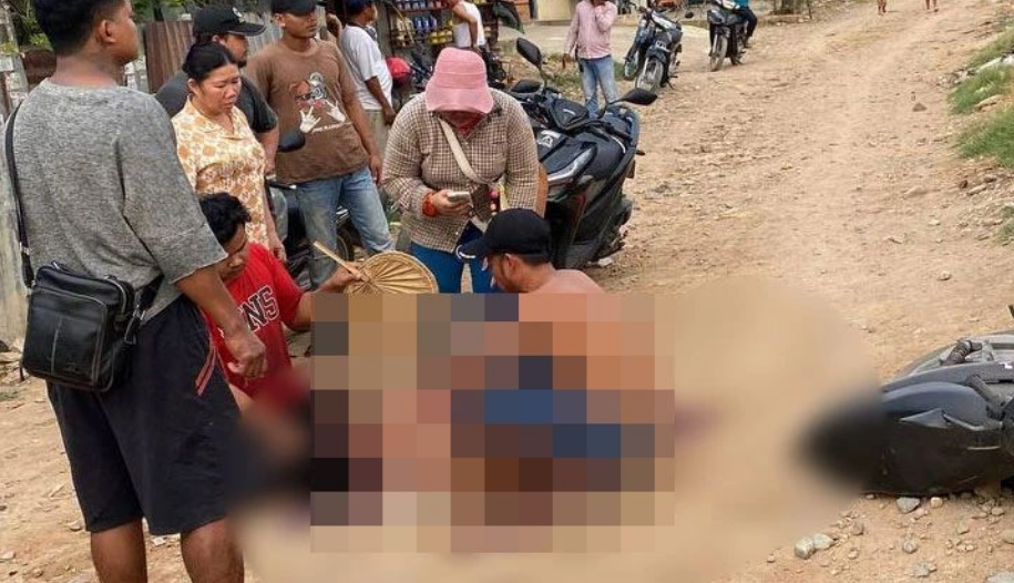 狠人!被火车撞飞!金边一名男子骑摩托勇闯铁路,身受重伤!