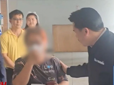 痛心!13岁少女惨遭10余名青少年轮奸,事后还被扔在路边….