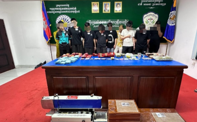 金边“唐会KTV”涉毒案后续来了！缴获毒品近7公斤，15名涉嫌贩毒人员被移送法办，其中12人来自中国