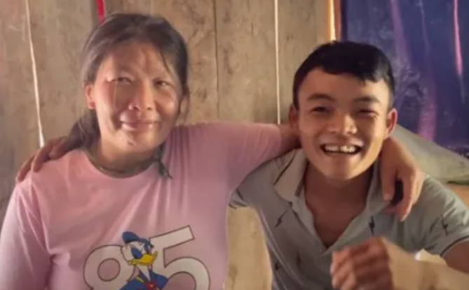 越南一对夫妻引起热议,年龄相差27岁,两人结婚遭全村反对!