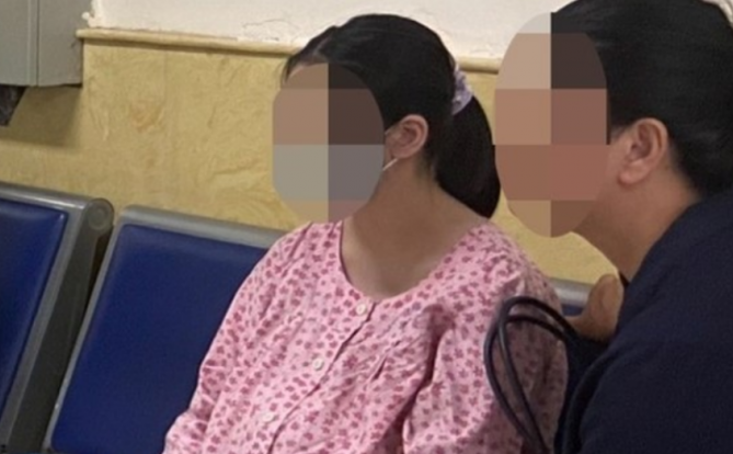 越南河内一名12岁女孩怀孕产子,孩子父亲不知是谁?